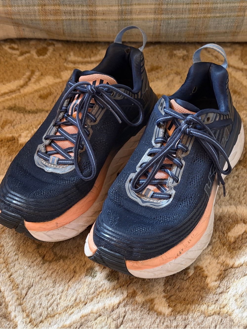 Hoka Women's Bondi 6